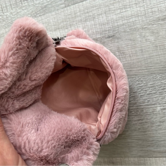 NWOT Faux Fur Light Mauve Pink Envelope Crossbody Clutch Bag - Picture 6 of 6